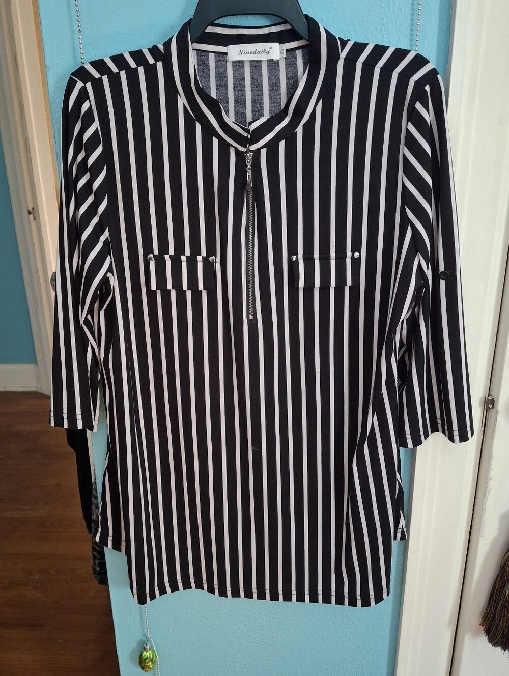 Ninedaily Women's XL Black & White Striped Tunic 3/4 Sleeves W Tabs Quarter Zip